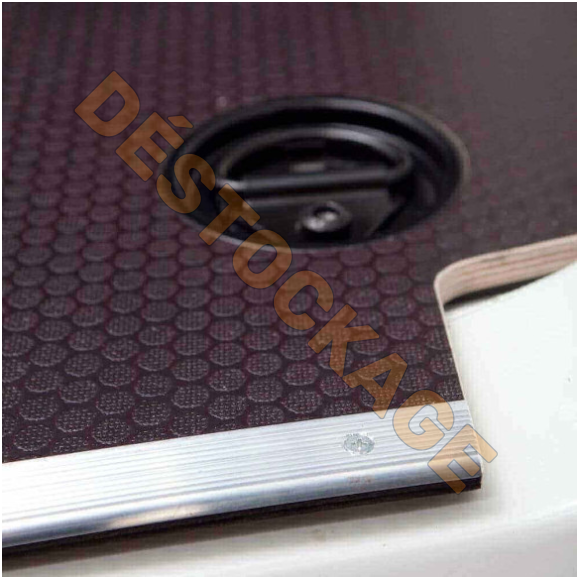 Plancher bois antidérapant Plancher bois pour Ford Courier 2014-2023 avec barres de seuil et coupelles de finition. Plancher bois antidérapant Plancher bois pour Ford Courier 2014-2023 avec barres de seuil et coupelles de finition.