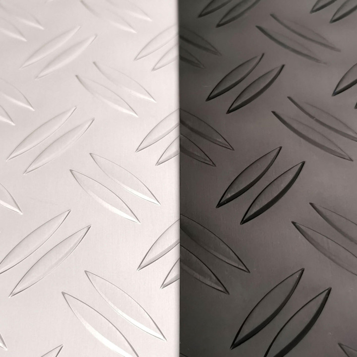 Aluminium-Ladekantenabdeckung Nissan Interstar 2022-2024 - grau oder Alu-schwarz