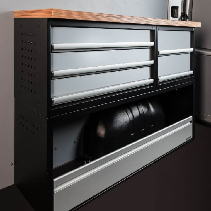 Aménagement PROVAN avec établie (gauche ou droite) pour Renault Master 2010-2024 (photo générique)
