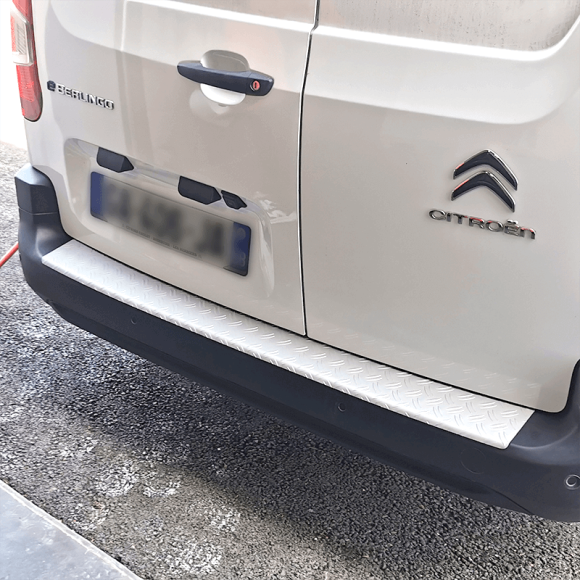 Seuil de coffre aluminium Mercedes Citan Seuil de coffre aluminium Mercedes Citan