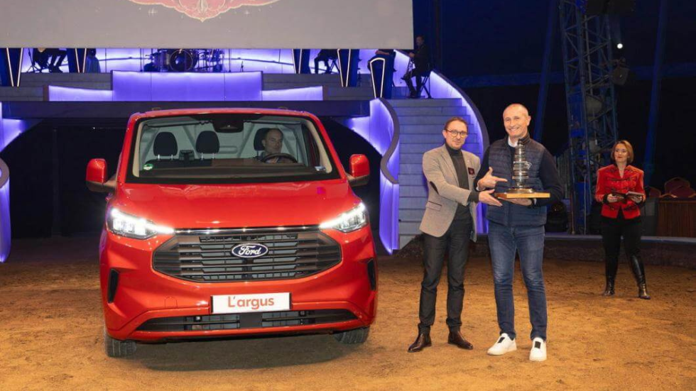 Ford Transit Custom: Zum Nutzfahrzeug 2024 bei den L'argus-Trophäen gewählt